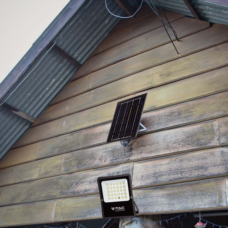 LED Zewnętrzny reflektor solarny LED/20W/3,2V 6400K IP65 15000 mAh + pilot zdalnego sterowania