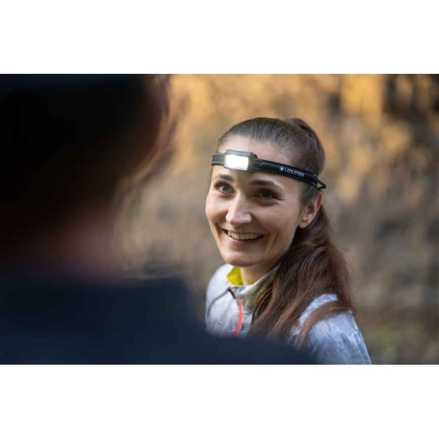 Ledlenser NEO5R - ściemnialna, ładowalna czołówka LED, akumulator 1800 mAh, IP54, 600 lm, do 35 h pracy, niebieska