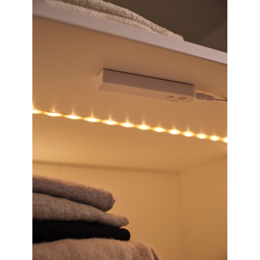 Ledvance - Taśma LED FLEX 2m z czujnikiem ruchu LED/3,6W/4xAA