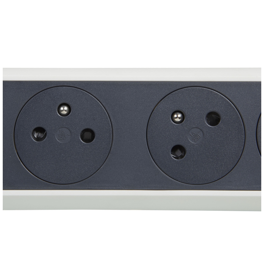 Legrand 049459 - Przedłużacz z wyłącznikiem 4Z Typ E 3m