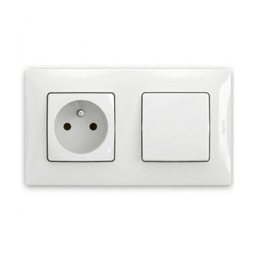 Legrand - Gniazdo domowe i jednobiegunowy wyłącznik nr 1 z ramką NILOE 250V biały