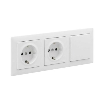 Legrand - Podwójne gniazdo domowe SCHUKO i jednobiegunowy wyłącznik nr 1 z ramką SUNO 250V biały