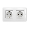 Legrand - Podwójne gniazdo domowe SCHUKO z ramką NILOE 250V białe