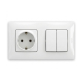 Legrand - Podwójny włącznik schodowy nr 5 i gniazdo domowe SCHUKO w ramce NILOE 250V, biały