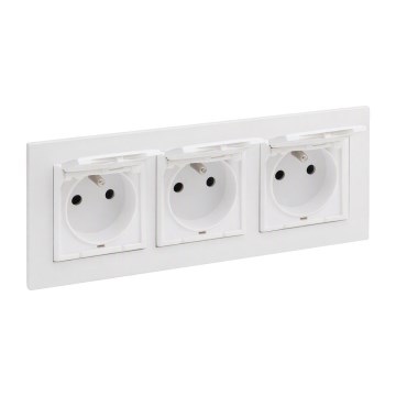 Legrand - Potrójne gniazdo zewnętrzne domowe z ramką NILOE STEP 250V IP44 białe