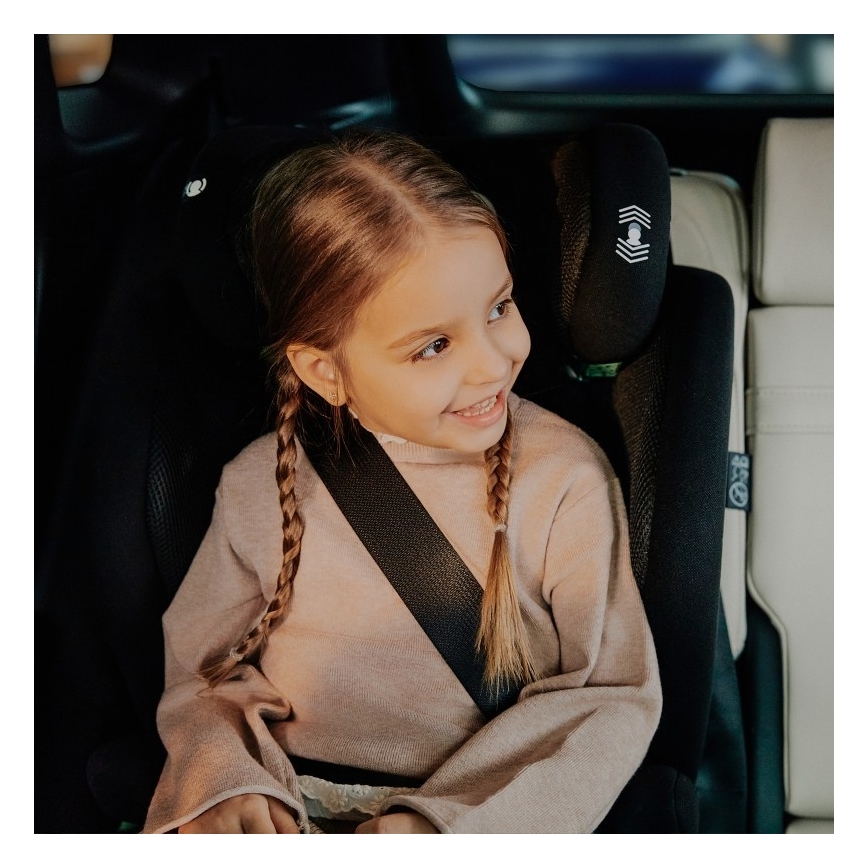 Lionelo - Fotelik samochodowy IGO i-Size 100-150 cm Czarny Carbon