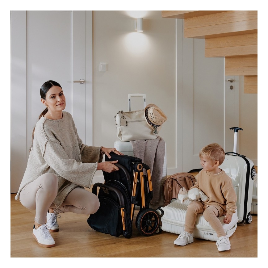 Lionelo - Wózek spacerowy CLOE czarny/złoty