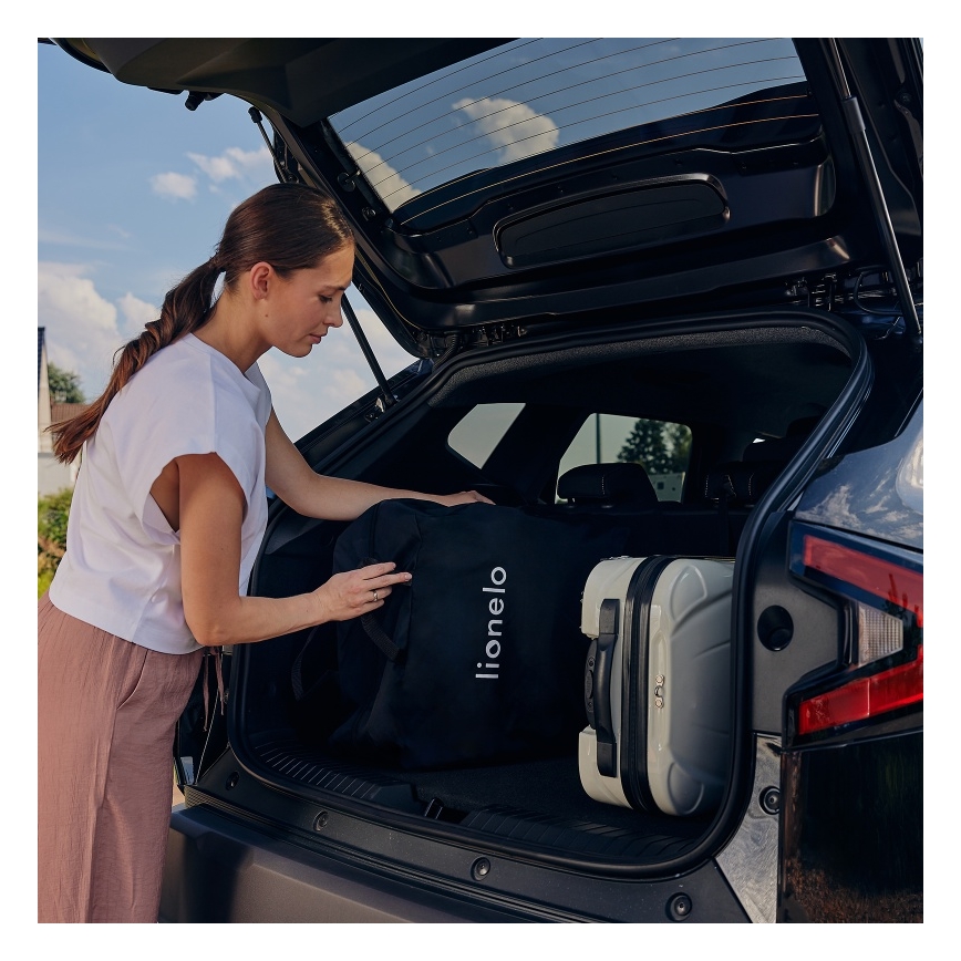 Lionelo - Wózek spacerowy JULIE ONE Czarny