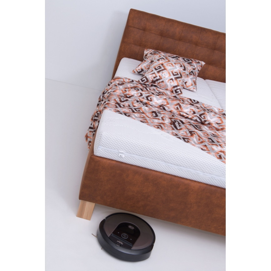 Tapicerowane łóżko z pojemnikiem na pościel bez materaca VIOLET 180x200 cm koniakowy