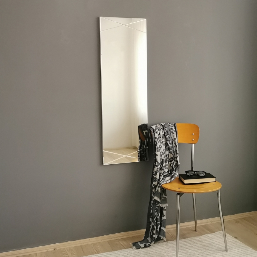 Lustro ścienne 105x35 cm srebrne