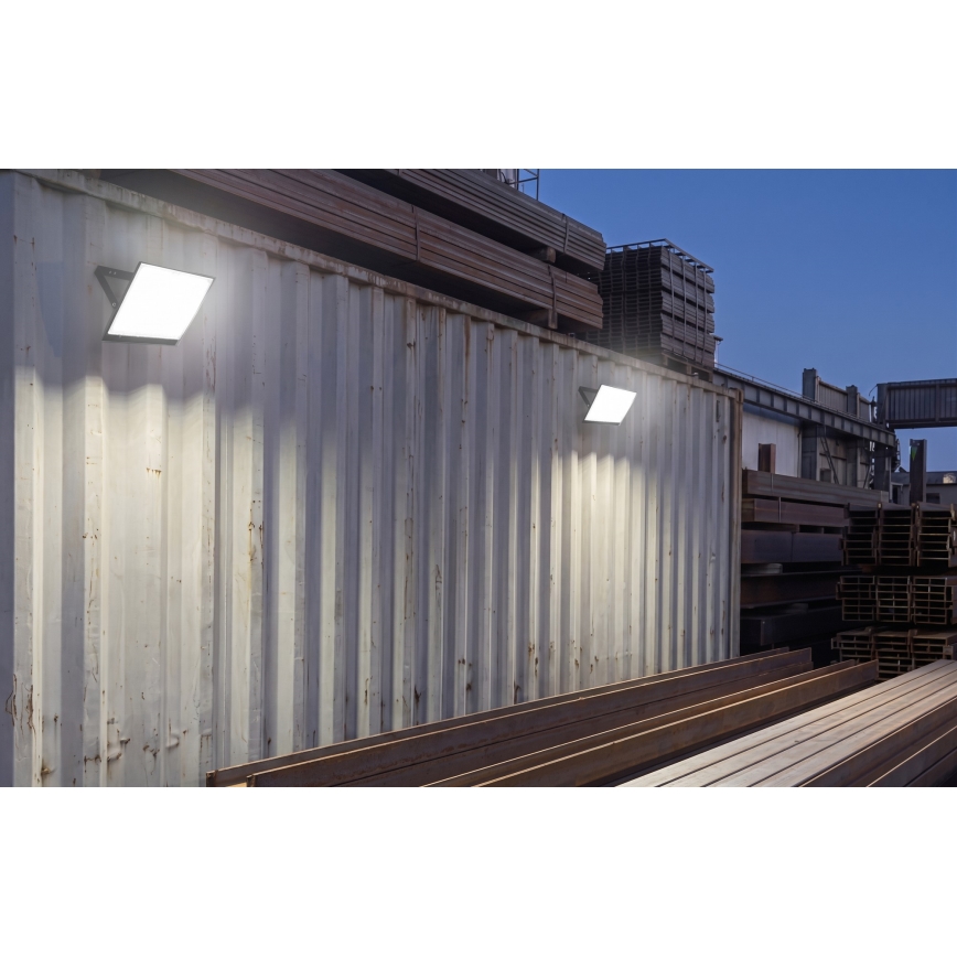 Naświetlacz LED TAMBO EVO LED/100W/230V 4000K IP65 czarny