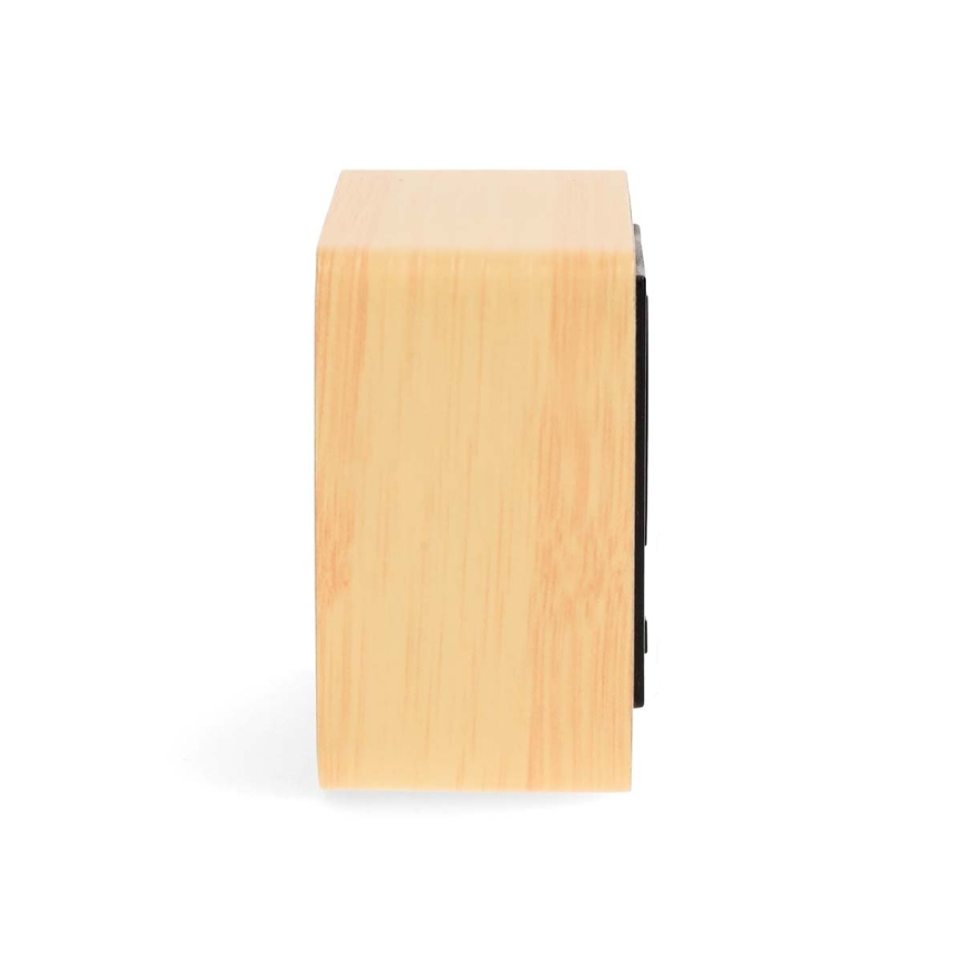 Cyfrowy budzik z wyświetlaczem LED i termometrem, zasilanie 5V/3xAAA, obudowa drewniana