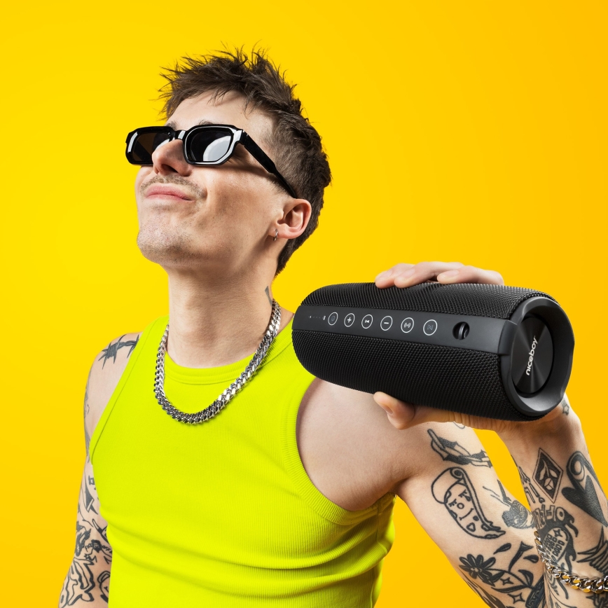 Niceboy Titan 4 - LED Głośnik bezprzewodowy z mikrofonem i funkcji powerbanky 50W/4000 mAh IPX7 czarny