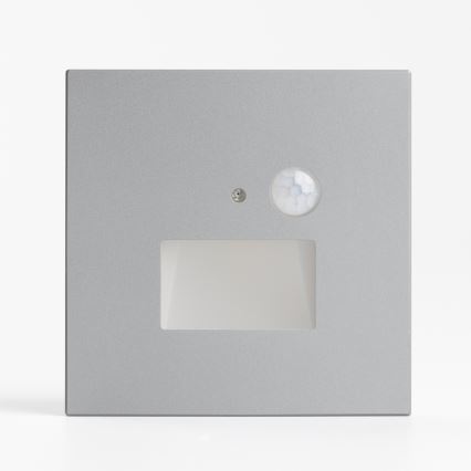 Oprawa schodowa LED z czujnikiem ruchu i zmierzchu — 1,5W, 230V, barwy światła 3000/4000/6500K, kolor srebrny