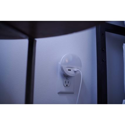 Osram - LED lampka nocna do gniazdka z czujnikiem LUNETTA 2xUSB LED/13W/230V