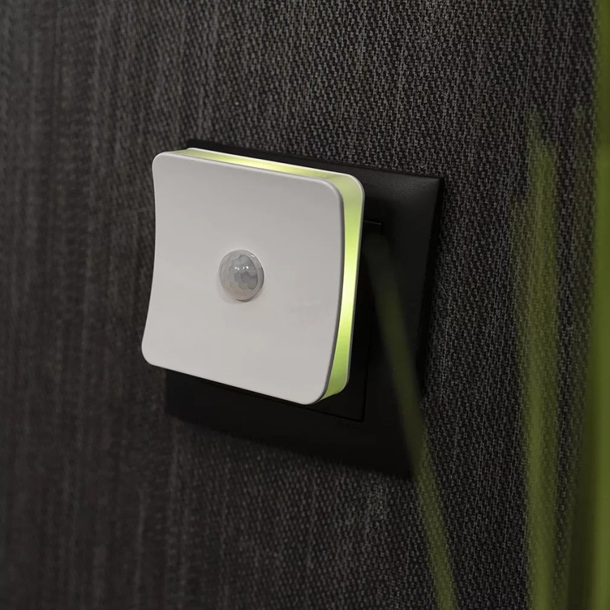 Osram - LED RGB Lampka orientacyjna do gniazdka z czujnikiem LUNETTA LED/0,3W/230V