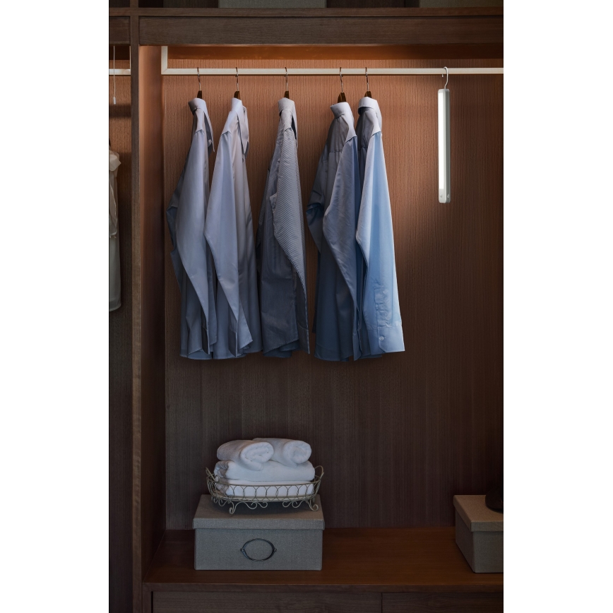 Osram - Zawieszana lampka orientacyjna z czujnikiem ruchu MOBILE LED/2,35W/5V 1000 mAh biała