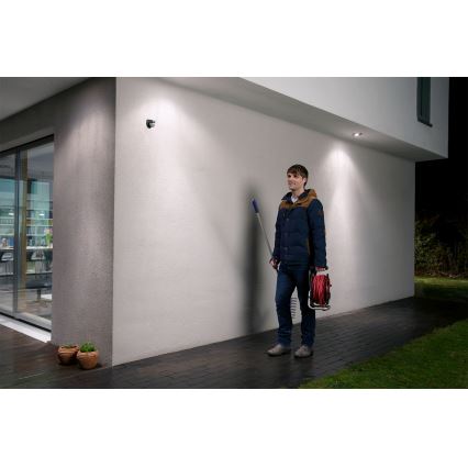 Osram - Zewnętrzny podczerwony czujnik ruchu 230V IP44 czarny