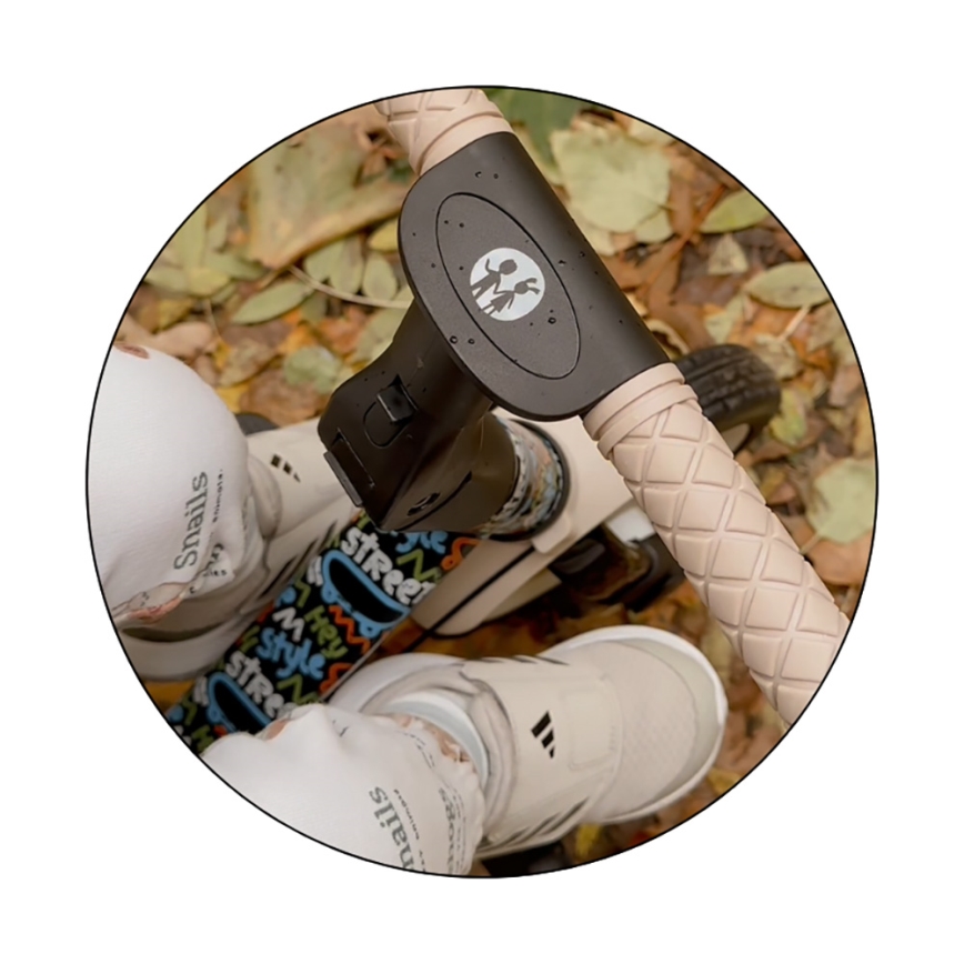 PETITE&MARS - Trójkołowy rowerek dziecięcy 5 w 1 TURBO LIMITED City Beat