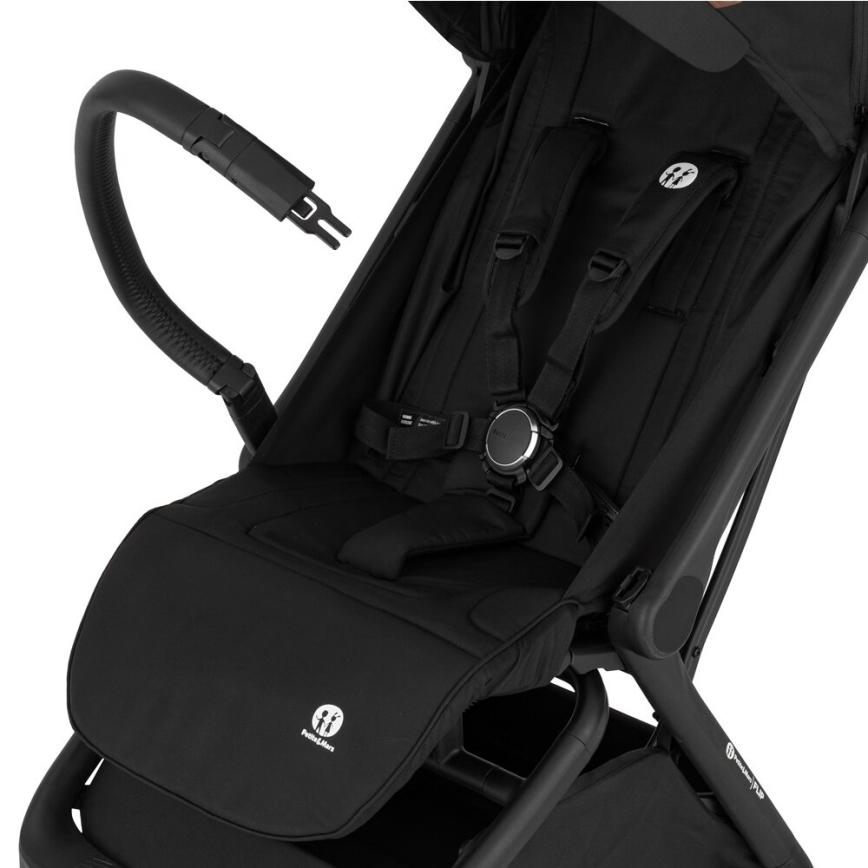 PETITE&MARS - Wózek spacerowy FLIP Forever Black