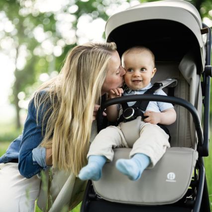 PETITE&MARS - Wózek spacerowy FLIP Platinum Grey