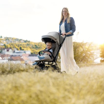 PETITE&MARS - Wózek spacerowy FLIP Platinum Grey