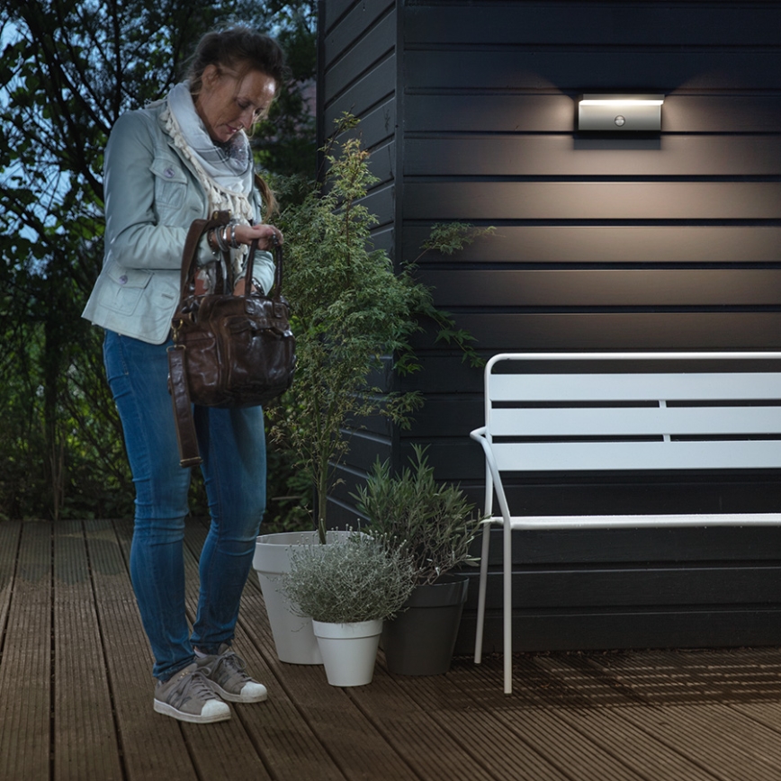 Philips 16484/93/P0 - LED Kinkiet zewnętrzny z czujnikiem BUSTAN 2xLED/4,5W