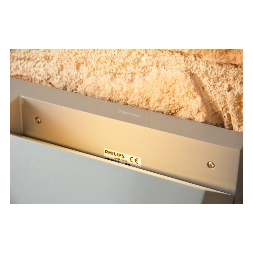 Philips - Kinkiet zewnętrzny 1xE27/23W/230V IP44