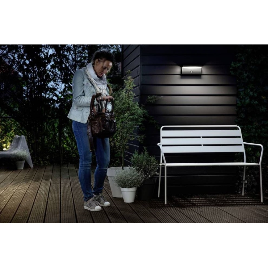 Philips - LED Kinkiet zewnętrzny z czujnikiem BUSTAN LED/3,8W/230V 2700K IP44