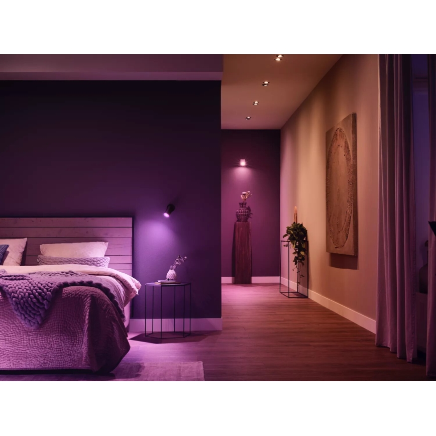 Podstawowy zestaw Philips Hue WHITE AND COLOR AMBIANCE 3×GU10/4,2W/230V 2000–6500K z mostkiem Hue i ściemniaczem