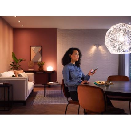 Podstawowy zestaw Philips Hue WHITE 3xE27/9,5W 2700K + mostek Hue i przełącznik ściemniający