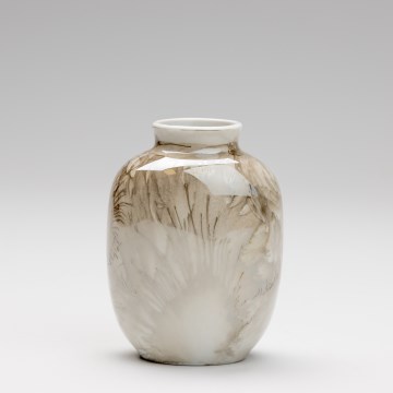 Porcelanowy wazon 12,5x9 cm brązowy
