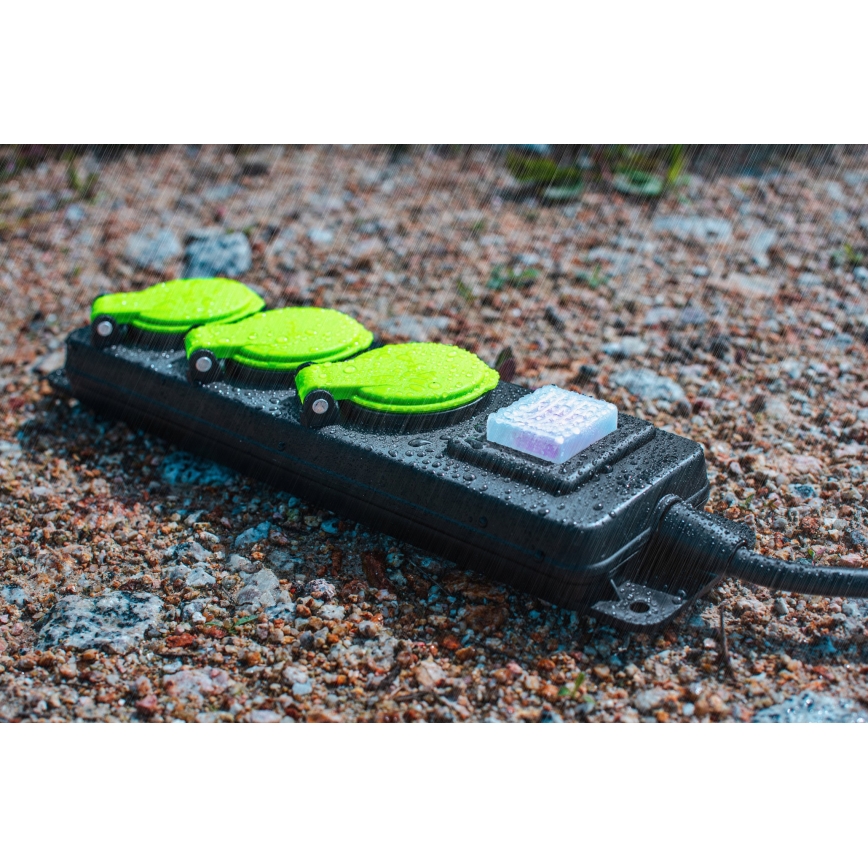 Przedłużacz 20 m z wyłącznikiem, 3 gniazda, IP44