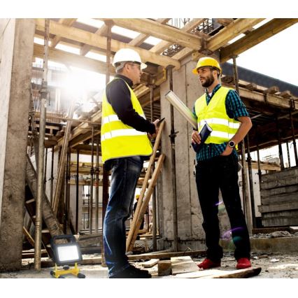 LED ściemnialny przenośny reflektor TIGRA LED/20W/3,7V 4000K IP54 4400 mAh czarny/żółty