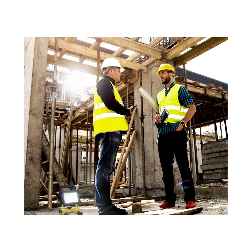 LED ściemnialny przenośny reflektor TIGRA LED/20W/3,7V 4000K IP54 4400 mAh czarny/żółty