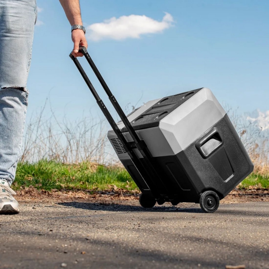 Przenośna lodówka samochodowa z wyświetlaczem LCD 40 l 230V/12V/24V czarna