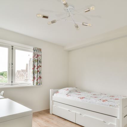 Przysufitowy żyrandol CAMBRIDGE 6xE27/15W/230V mosiądz/biały