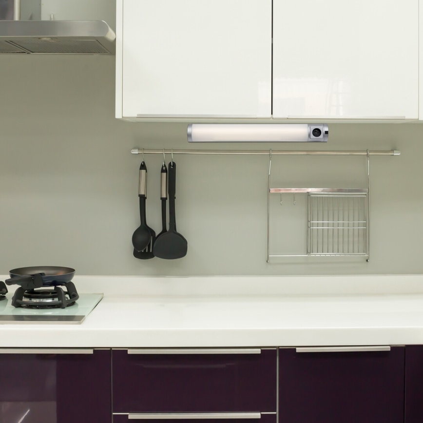 Rabalux - LED Oświetlenie blatu kuchennego z gniazdem LED/8W/230V 4000K 68 cm srebrny