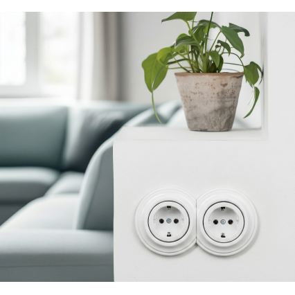 Reblig - Podwójne retro gniazdo ścienne z ramką SCHUKO 230 V, śnieżnobiałe