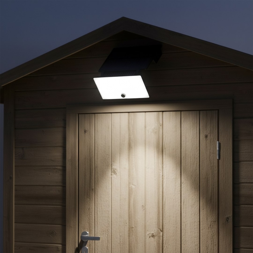 Reflektor LED z czujnikiem i panelem solarnym FUJI LED/8W/3,7V 2000 mAh IP44