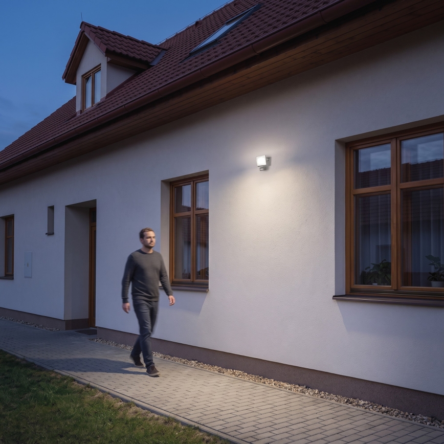 Reflektor LED z czujnikiem ruchu i zmierzchu TAMBO EVO LED/20W/230V 4000K IP44 czarny