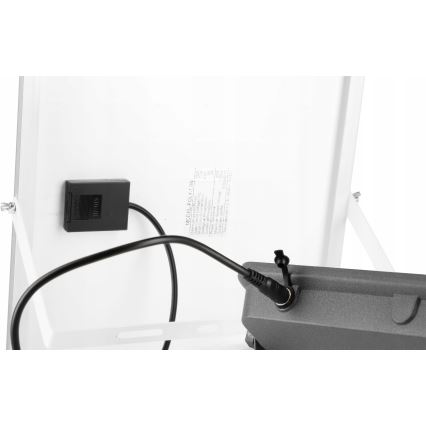 Ściemnialny solarny naświetlacz LED/50W/3,2V 5000K 6000 mAh IP65 czarny + pilot zdalnego sterowania