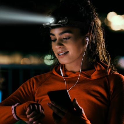 Akumulatorowa aluminiowa latarka czołowa LED LED/2600 mAh IP66