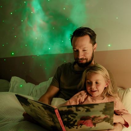 Retlux - LED projektor dziecięcy 230 V astronauta 23,3 cm + pilot zdalnego sterowania