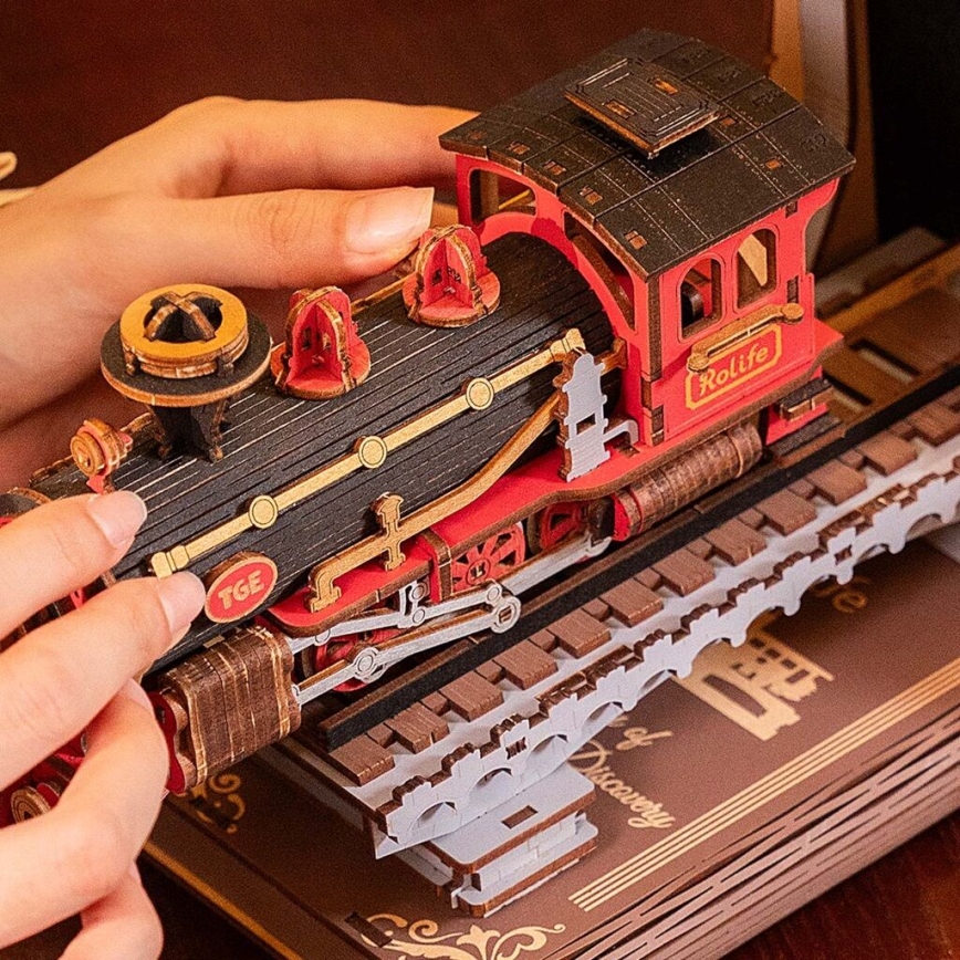 RoboTime - Układanka 3D Podpórka na książki Zabytkowy pociąg parowy