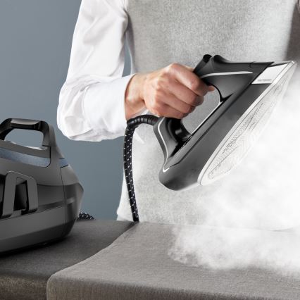 Rowenta - Stacja parowa ECO STEAM 2800W/230V czarna