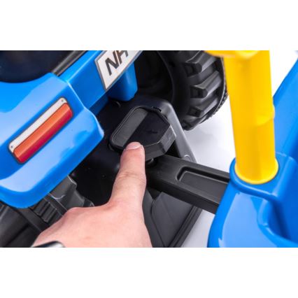 Rowerek do pchania NEW HOLLAND 2xAA niebieski/czarny