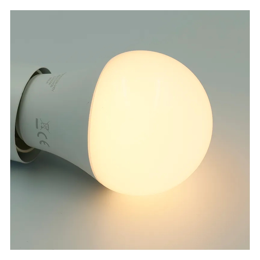 Ściemniana żarówka LED RGBW A60 E27/9W/230V 2700-6500K Wi-Fi Tuya