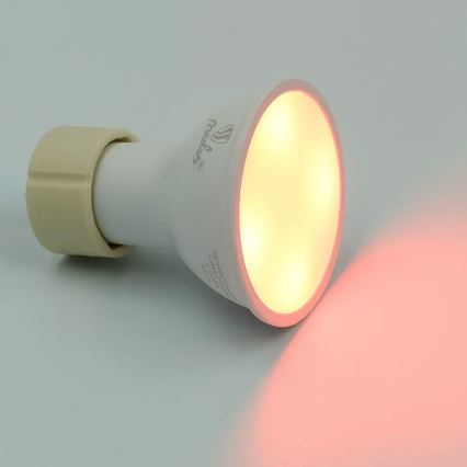Ściemniana żarówka LED RGBW GU10/4,5W/230V 2700-6500K Wi-Fi Tuya