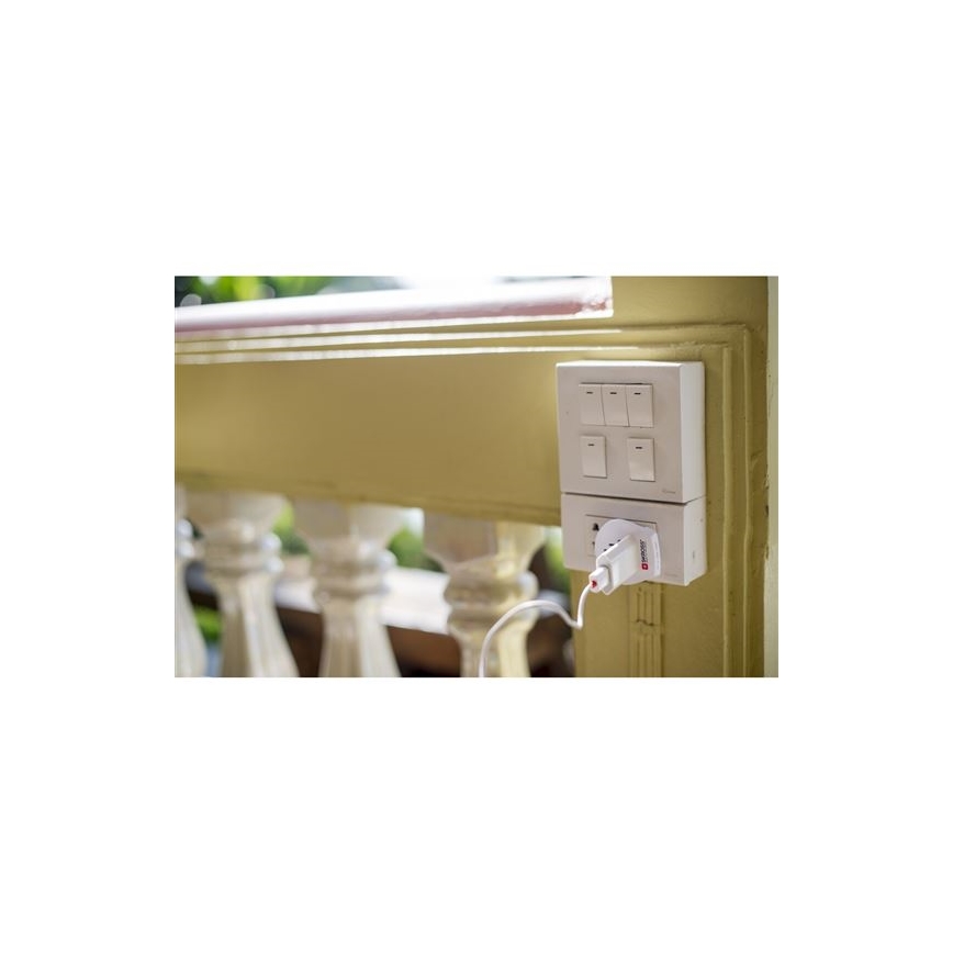 SKROSS - Uniwersalny adapter podróżny 230V